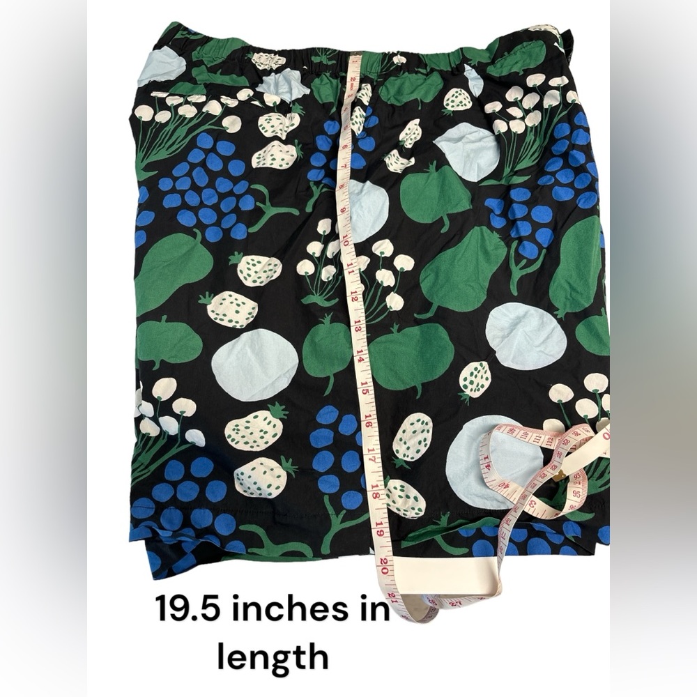 Marimekko Black, Green, and Blue Patterned Women Shorts - Picture 7 of 8